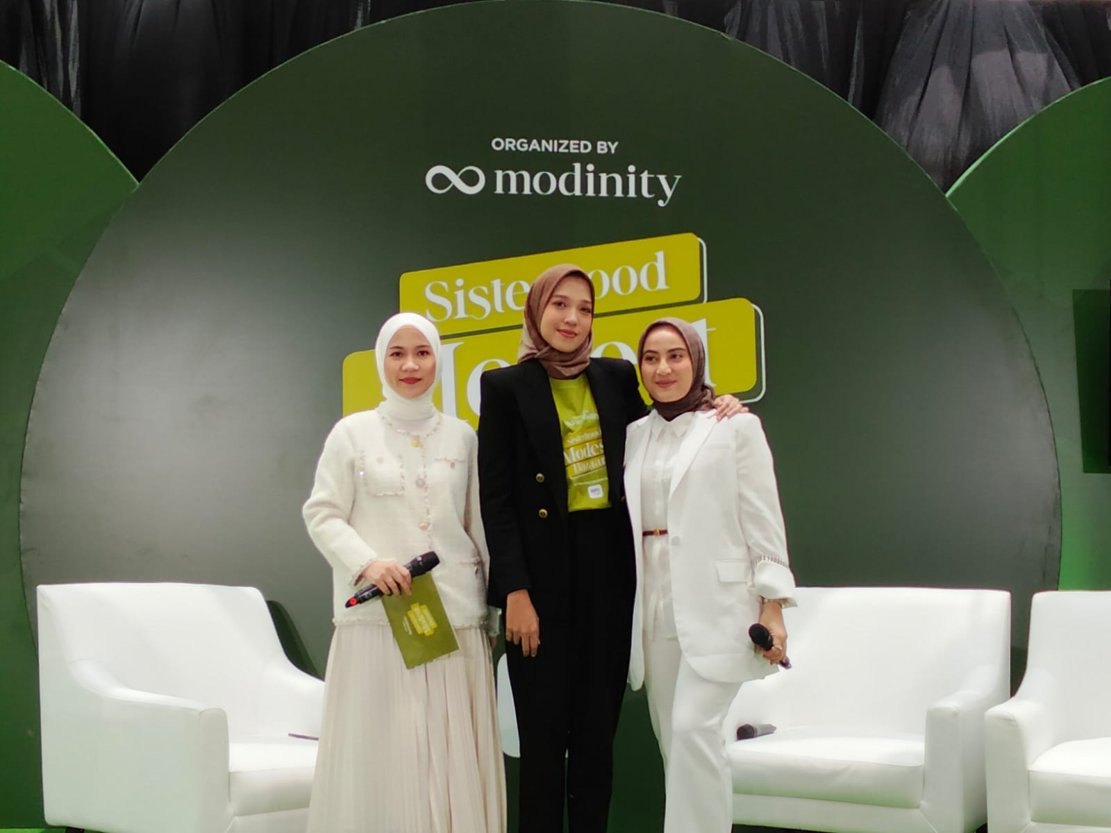 Berburu Baju Lebaran di Sisterhood Modest Bazaar 2025