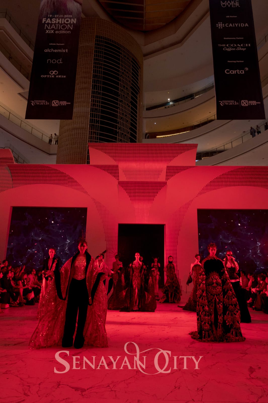Drama dan Kemewahan Tex Saverio di Fashion Nation XIX
